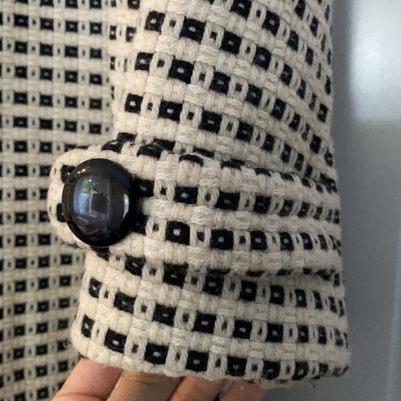 Banana Republic Tweed Coat - Picture 4 of 6